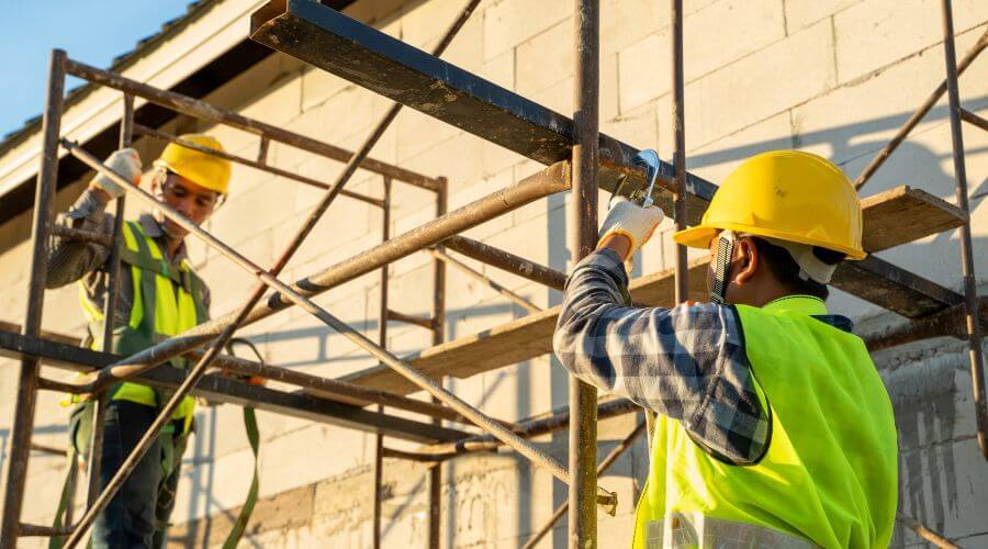 Expert new roof installation services in Plantersville, TX